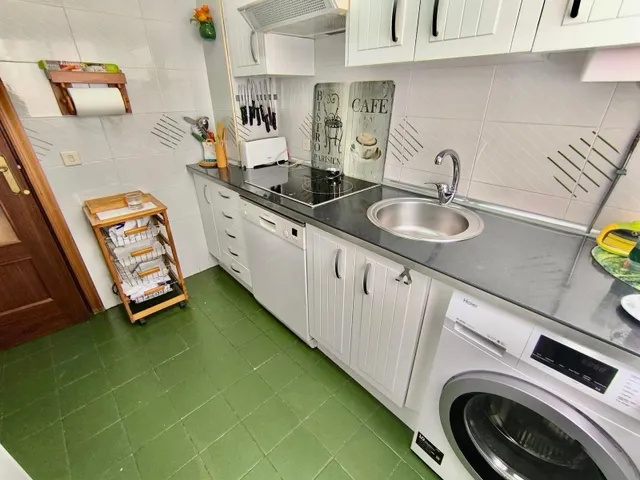 ¡Vive junto al mar! Amplia vivienda de 3 dormitorios a un paso de la playa — 9