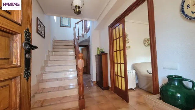 UNA VIVIENDA PARA TODOS — 21