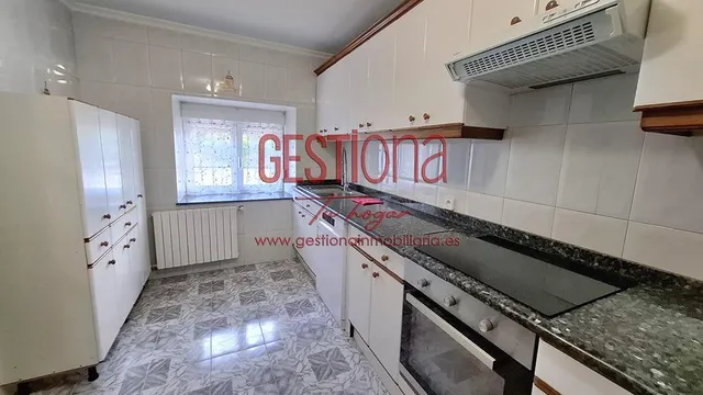 CASA COMPLETAMENTE REFORMADA EN ARENAS DE IGUÑA. — 13