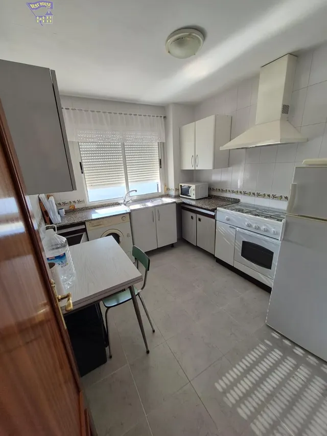 VENTA DE PISO EN ZONA CENTRO - foto 5