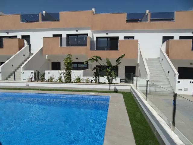 Bungalows de Obra Nueva con Solárium o Jardín en Pilar de la Horadada — 29