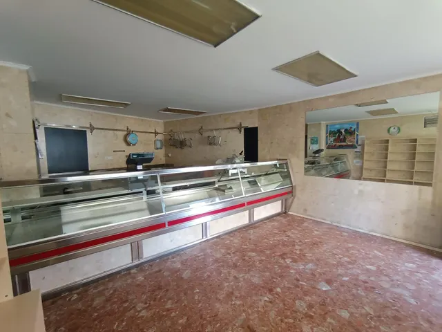 Alquiler de local preparado como carniceria — 3