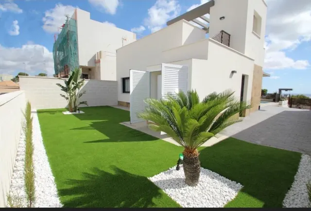OBRA NUEVA EN SAN MIGUEL DE LAS SALINAS — 25