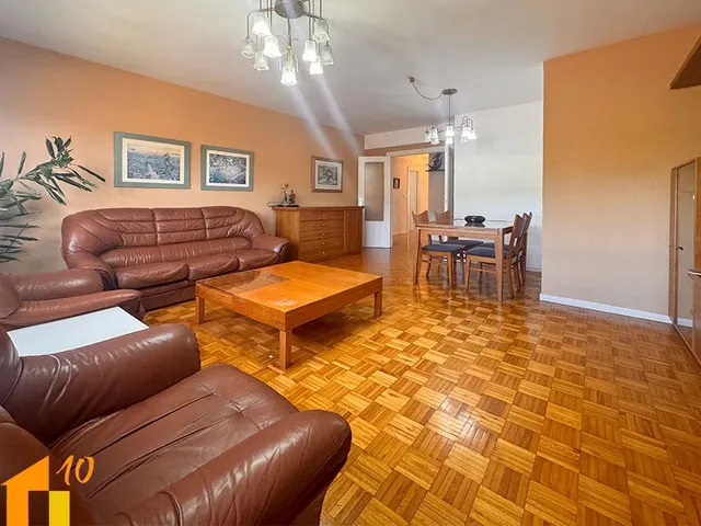 Amplia y luminosa vivienda en calle Jerez — 3