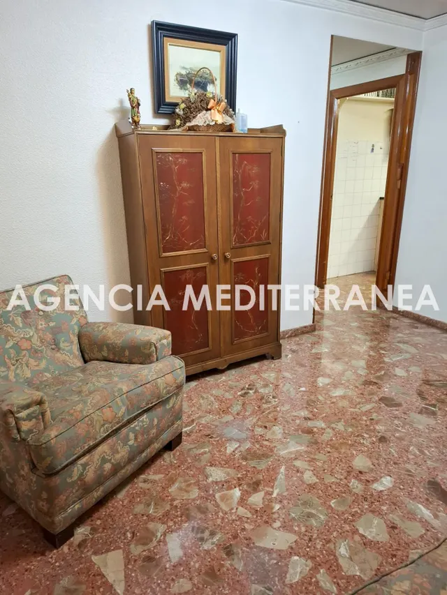 Piso 8 habitaciones 291m² en venta - Oliva pueblo — 28