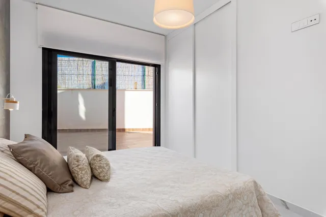 Vivienda en Bellavista San Miguel de Salinas — 18