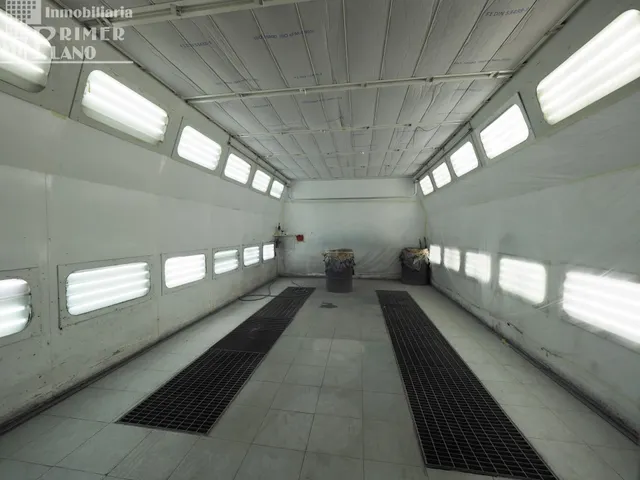 Amplia Nave Industrial en Tomelloso - Oportunidad Única por €650,000 — 14