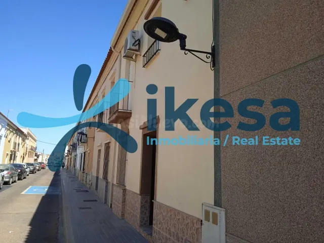Vivienda Puebla de la Calzada – Amplias posibilidades