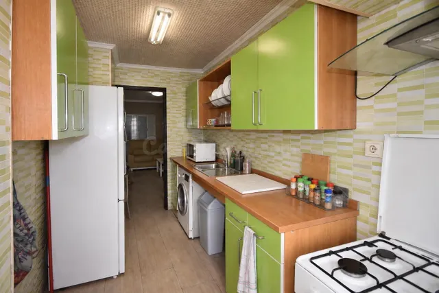 Planta baja de 3 habitaciones y 3 baños junto a la avenida p - foto 5