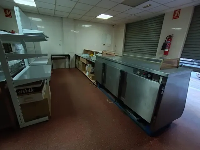 VENTA LOCAL COMERCIAL EQUIPADO DE NEGOCIO DE HOSTELERÍA - foto 5