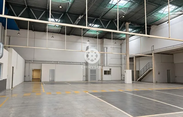 Exclusiva nave industrial tipo c con edificio corporativo junto a zona franca y fira de Barcelona. — 34