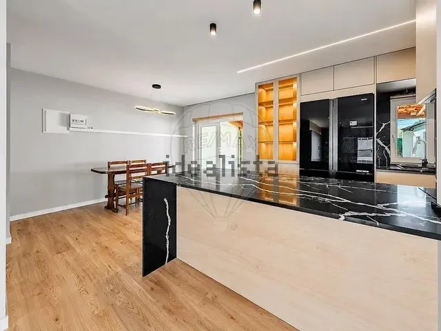 Chalet 4 habitaciones 268m² en venta - Aves - foto 2