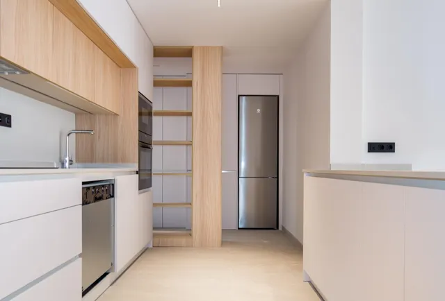 Apartamento totalmente reformado a estrenar frente a la Plaza del Teatro de Torrevieja — 10
