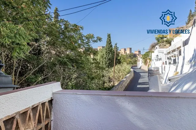 Casa reformada en el Camino del Sacromonte — 44