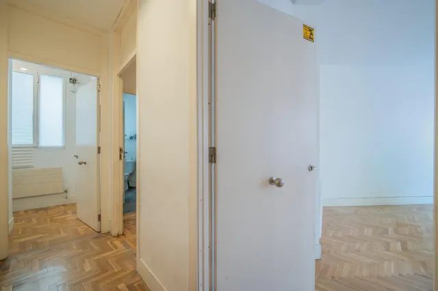 Piso  Ideal Para Reformar  Calle San Lorenzo — 15