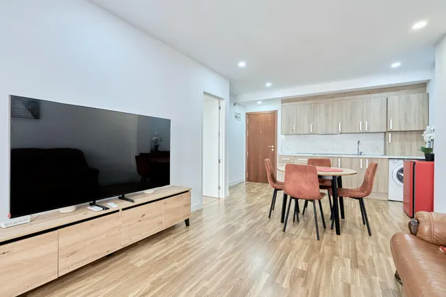 Reformada vivienda de 1 habitación con piscina — 13