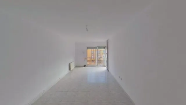 PISO EN VENTA EN SALT - GIRONA — 3