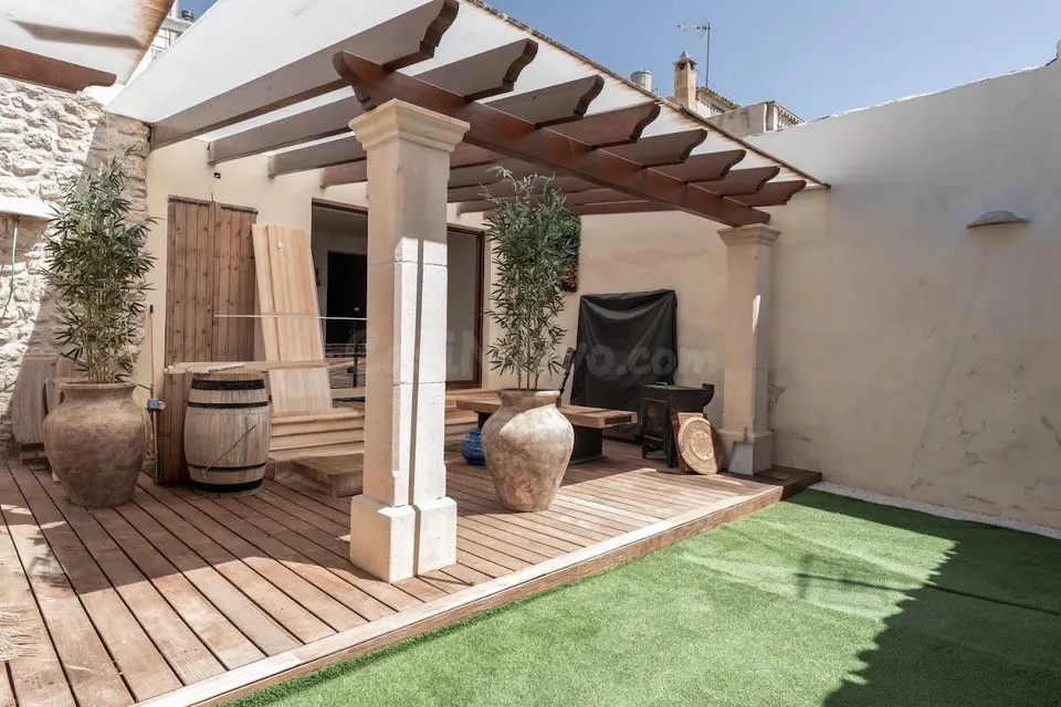 CASA URBANA DE DISEÑO