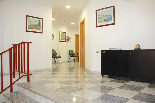 Dos locales comerciales en el centro de Benidorm — 39