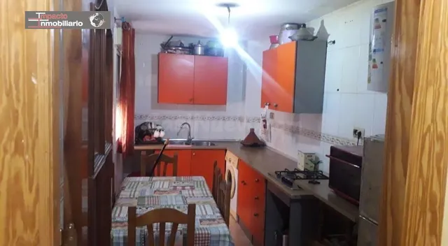 Piso en venta en Roquetas de Mar - foto 4