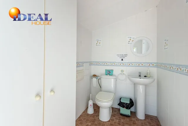 CASA PAREADA EN LA ZUBIA CON PISCINA, ZONA DE BARBACOA Y JARDÍN — 43