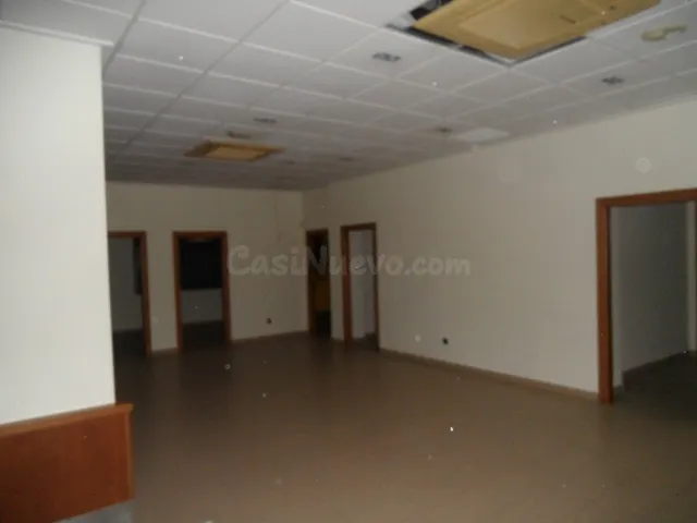 Local comercial 250m² en venta - Castellón - foto 4