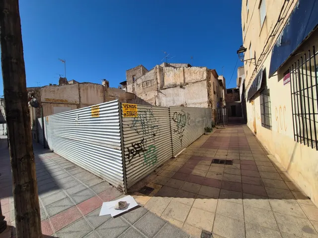 Terreno edificable en Aspe con proyecto de 5 viviendas - foto 2