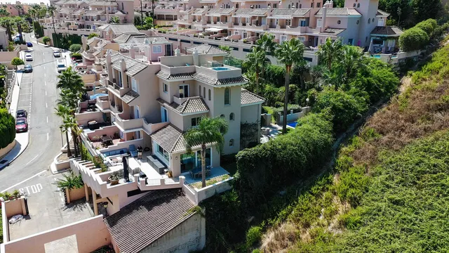 Adosado 4 habitaciones 241m² en venta - Costa del Sol — 30