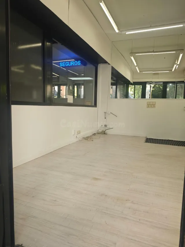 Local comercial 32m² en venta - Imperial - foto 3