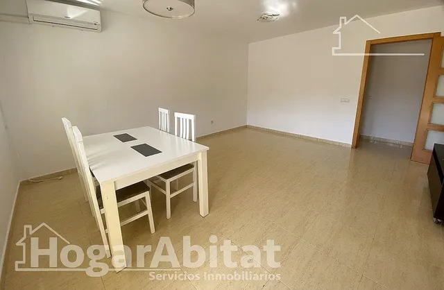 Precioso bajo seminuevo y reformado, en residencial con piscina, terraza, y jacuzzi — 8