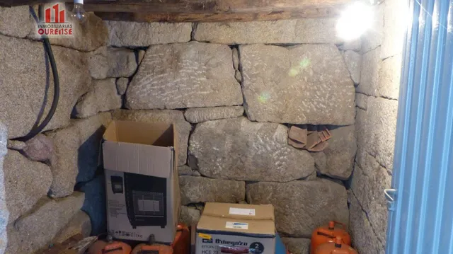 CASA SEÑORIAL PARA REFORMAR EN LOS ALREDEDORES DE ALLARIZ. — 21