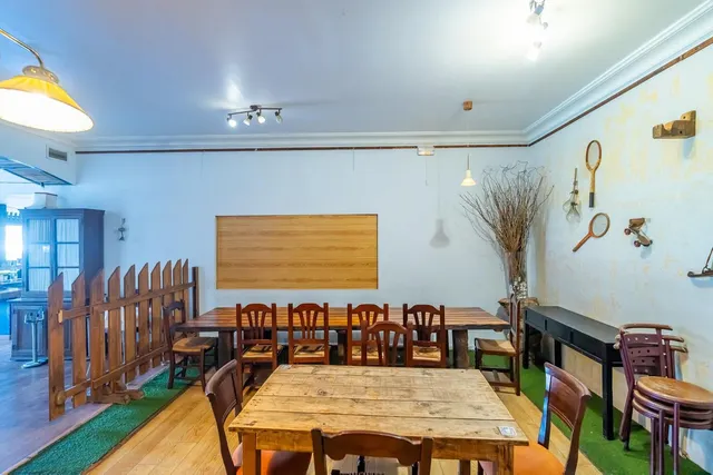 Restaurante 225m² en venta - Centro — 28