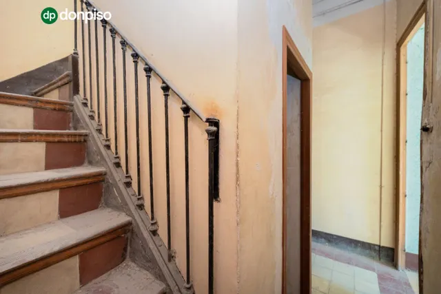 A la venta edificio en plaza bib-rambla — 42