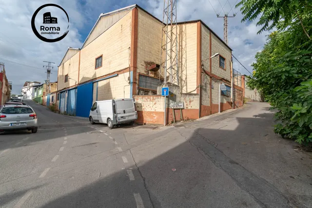 NAVE INDUSTRIAL DE 240M2 EN JUN-GRANADA — 24