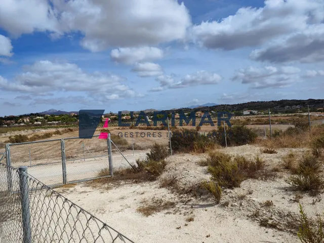 ¡EXCELENTE OPORTUNIDAD!   Terreno en El Moralet (Alicante) — 19