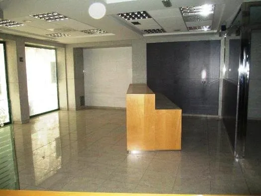 LOCAL COMERCIAL EN VENDA A MARTORELL — 3