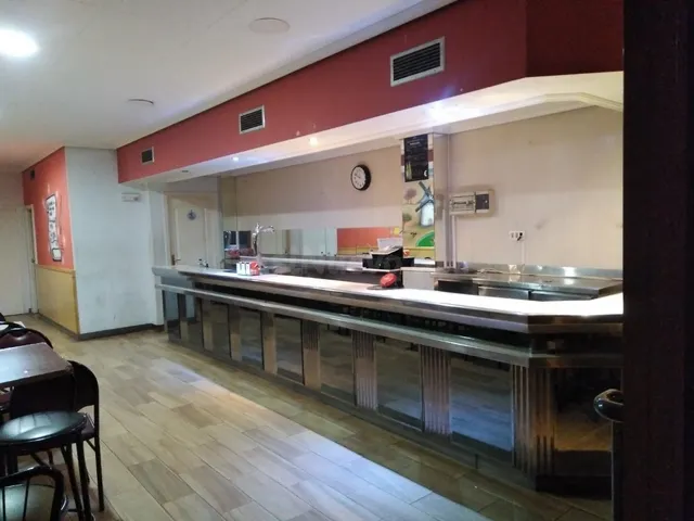 SE ALQUILA BAR EN EL CENTRO DE PONFERRADA - foto 5