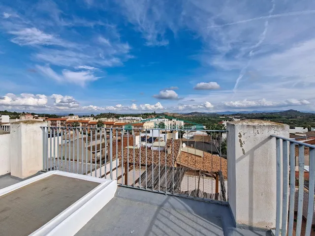 PISO DE 3 habitaciones CON TERRAZA, PISCINA Y GARAJE EN VILAMARXANT — 33