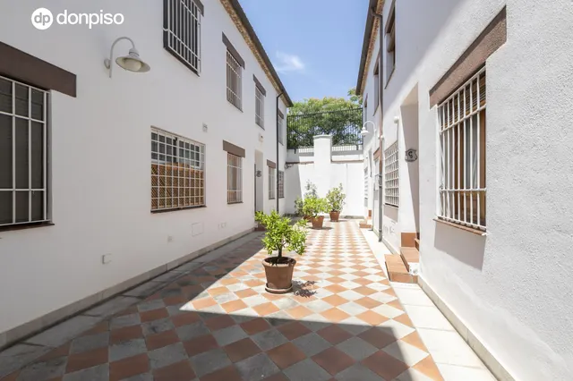 La casa de tus sueños en el centro de Granada — 35