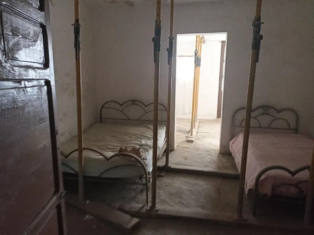 Casa en canjayar zona plaza del ayuntamiento de siete habitaciones trea baños para reformar — 31