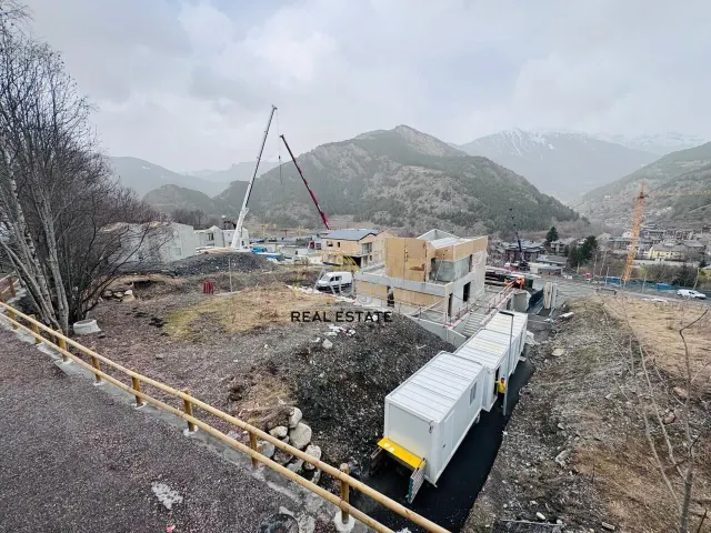 Terreno Urbanizable en Ordino: Oportunidad Única de Inversió - foto 2