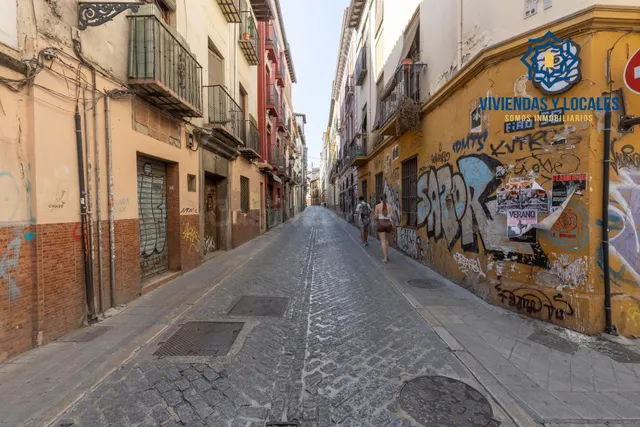 Edificio en venta completo junto a Gran Vía- Bajo Albaicín — 36