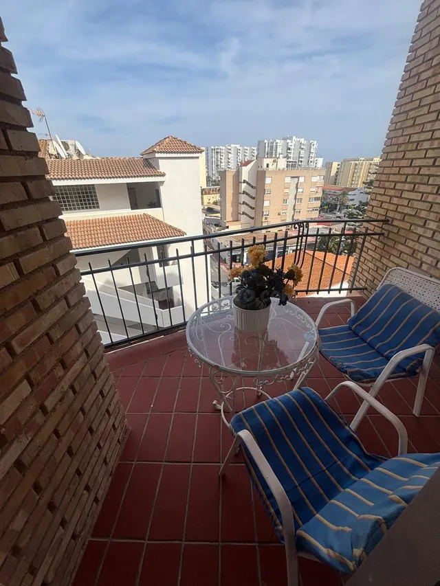 Estudio con piscina en Benalmádena a 400m de la playa - foto 3