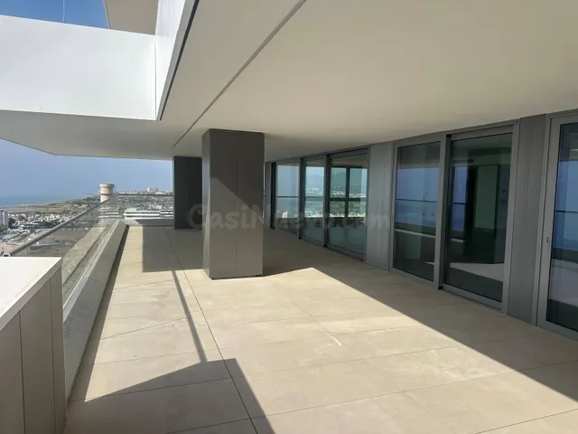Exclusivo Apartamento de Lujo de 4 Dormitorios en Málaga Towers Vision | Vistas Infinitas al Mar Mediterráneo, Primera Linea de Playa — 3