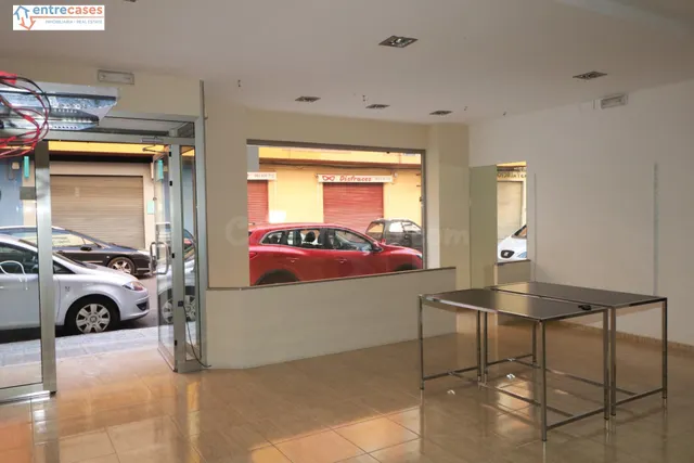 🏖️ Se vende local comercial en Puerto de Sagunto, a escasos  - foto 3