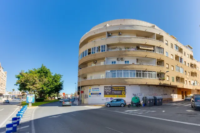 APARTAMENTO DE DOS DORMITORIOS CON VISTAS A LA LAGUNA ROSA Y CON PISCINA COMUNITARIA — 47