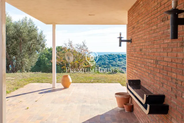 Espectacular casa con con 6.000m2 de parcela e impresionantes vistas al mar — 43