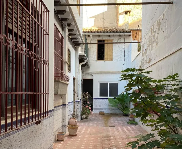 ALG006 - CASA CALLE ARBRES DE ALGEMESÍ - 190M2 DE SUPERFICIE