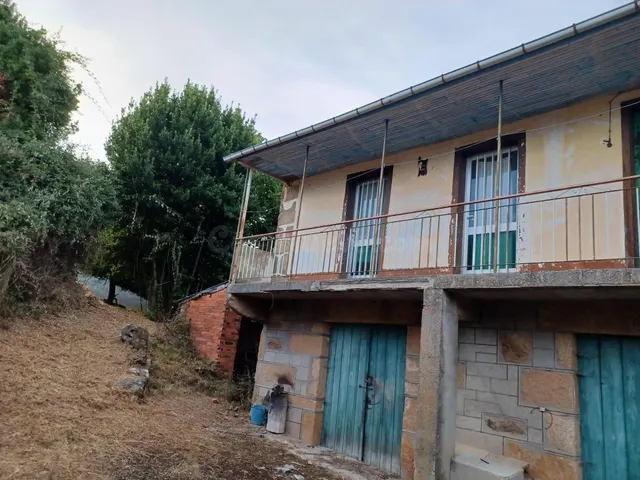 OPORTUNIDAD!!! SE VENDE CASA CON TERRENO EN PARDERRUBIAS - foto 2