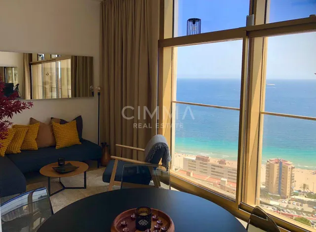 Exclusivo Piso Seminuevo en Playa de Poniente, Benidorm — 46
